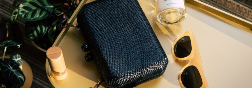 Amélia bolsas materiais naturais